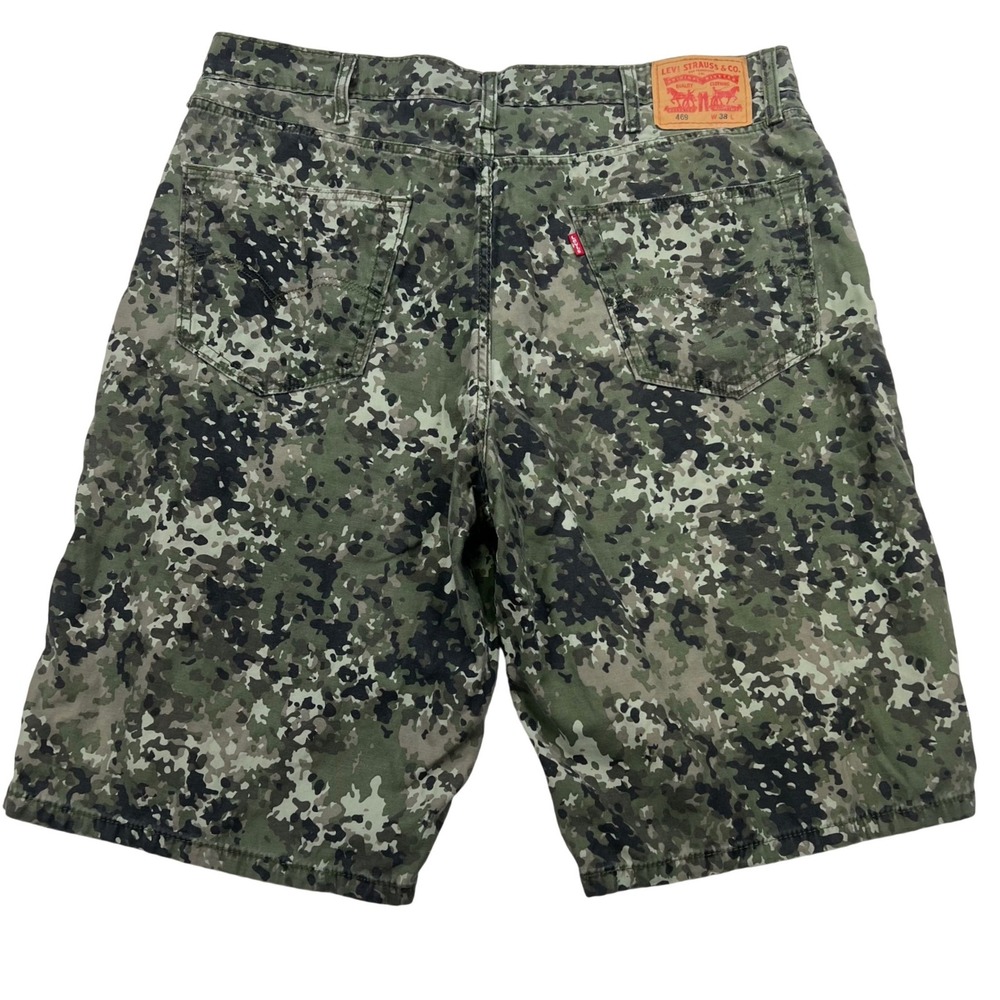 Levis 469 Loose Fit Shorts Mens 38 Green Digital Camo Denim Shorts 38x11